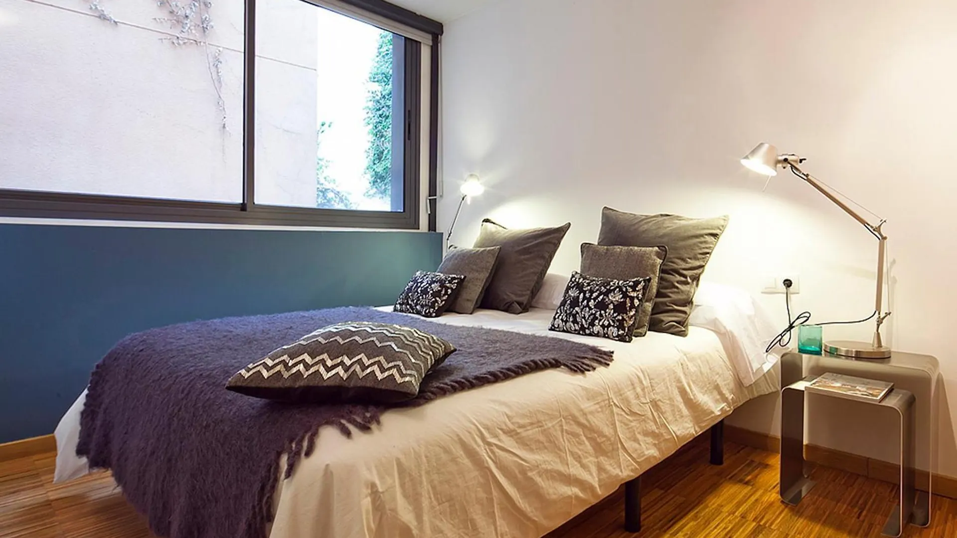 Apartment My Space Emirates - Charming Duplex In Barcelona Ideal For Families Or Friends