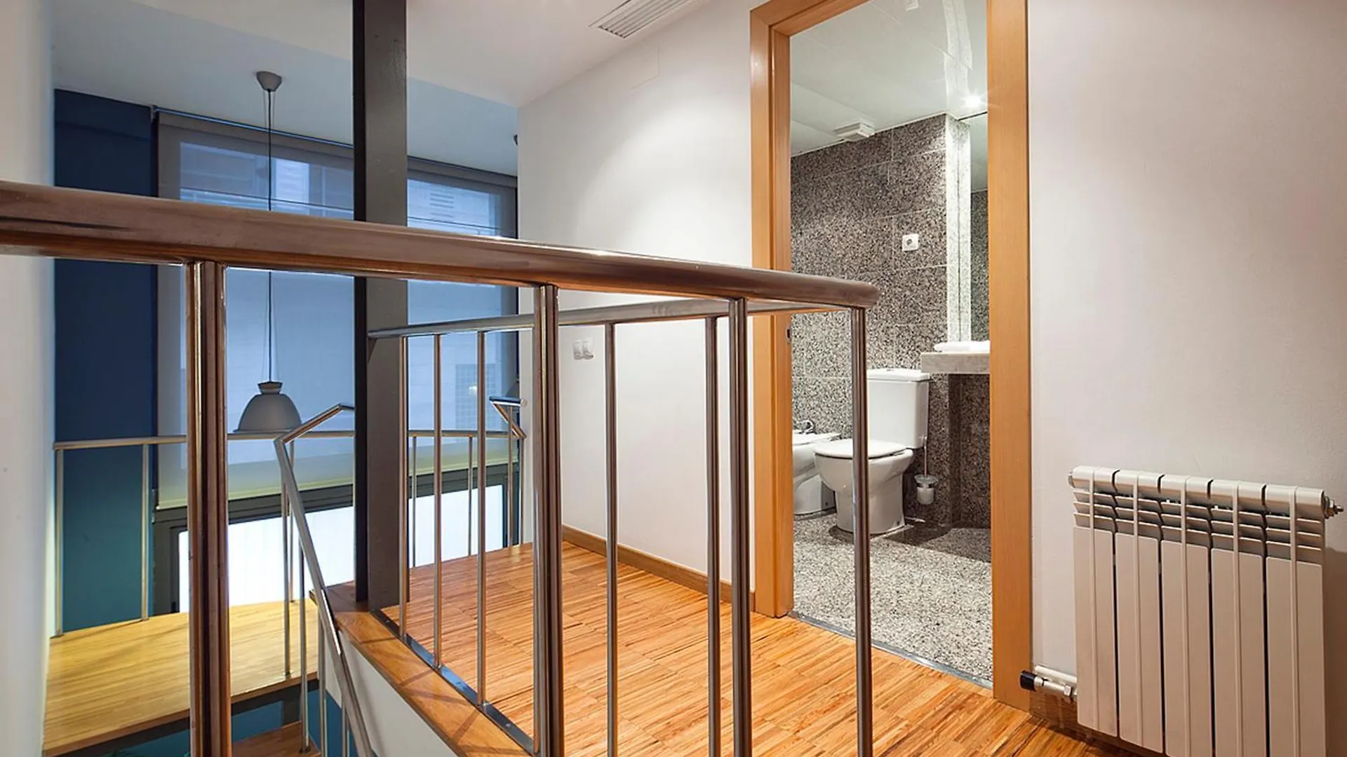 My Space Emirates - Charming Duplex In Barcelona Ideal For Families Or Friends Appartamento