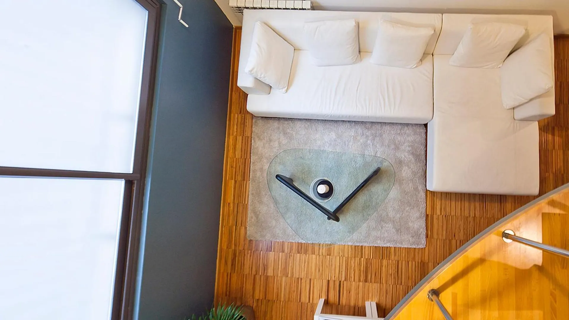 Апартаменты My Space Emirates - Charming Duplex In Barcelona Ideal For Families Or Friends Испания