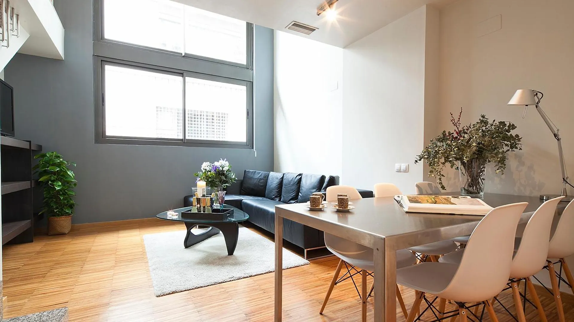 My Space Emirates - Charming Duplex In Barcelona Ideal For Families Or Friends Апартаменты